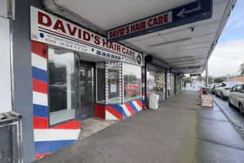 High-Exposure Retail on Mount Smart Road