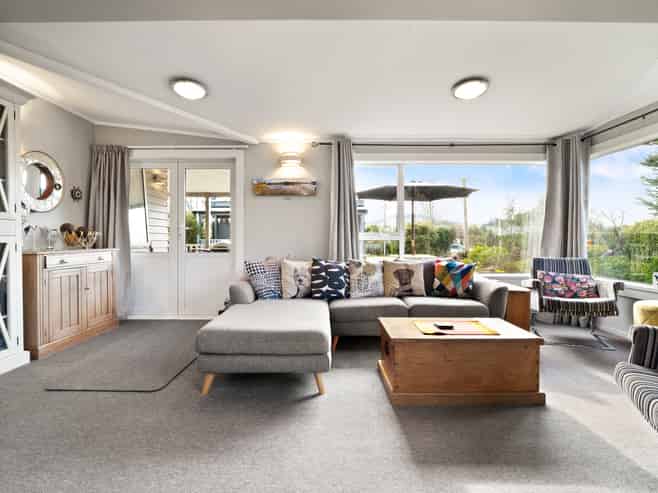 36 Stewart Street, Waikouaiti