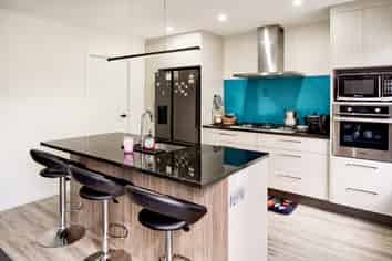 8 Taiko Place, Porirua