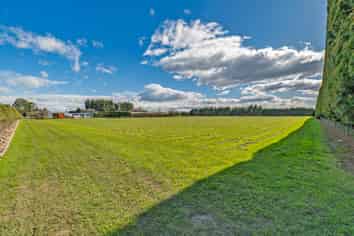87 Neave Road, WEST MELTON