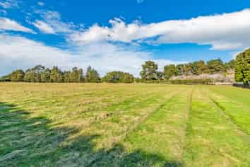 87 Neave Road, WEST MELTON