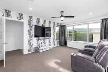 7 Lomond Place, Woolston