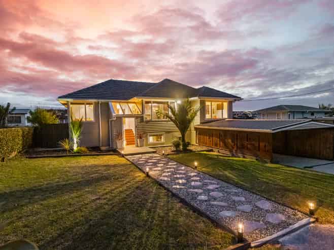 5 Tainui Street, Torbay