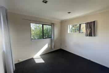 15 Janway Avenue, Flat Bush