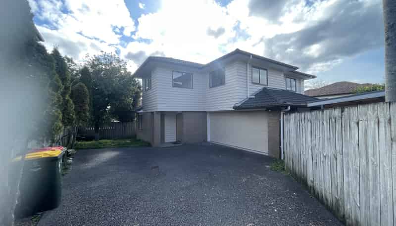 15 Janway Avenue, Flat Bush