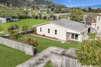 5 selwyn street, Pohara