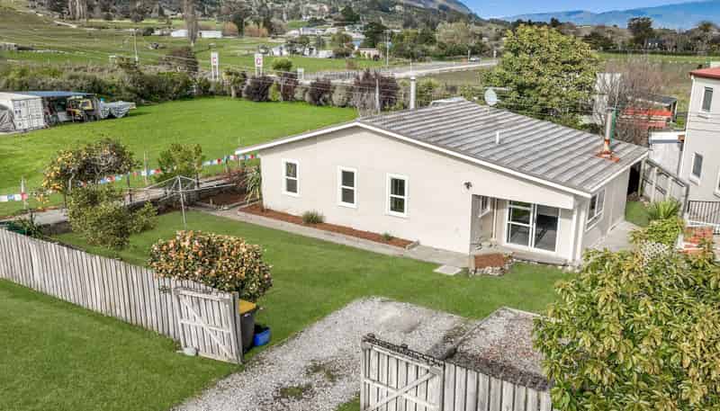 5 selwyn street, Pohara