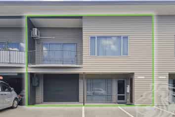 Mixed-Use Unit at Miro Court
