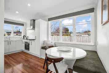 121 Thackeray Street, Trentham