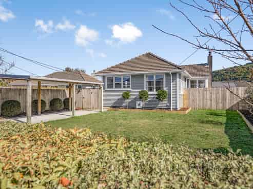 121 Thackeray Street, Trentham