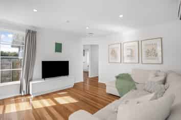 121 Thackeray Street, Trentham