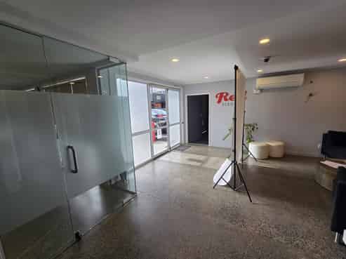 Versatile unit in Ponsonby