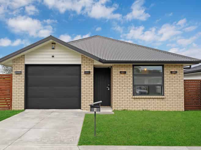 5 Tomairangi Crescent, Pukekohe
