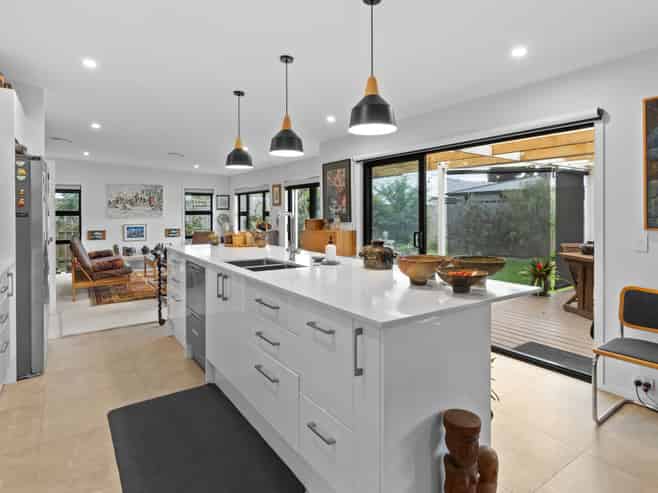 6 Kingi Te Ahoaho Place, Otaki