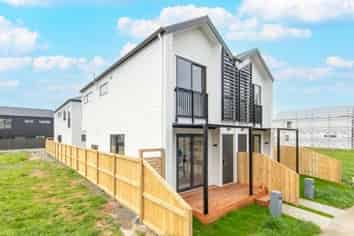33C Burberry Road, Karaka