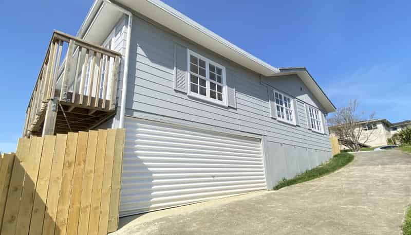 28 Vandeleur Avenue, Birkdale