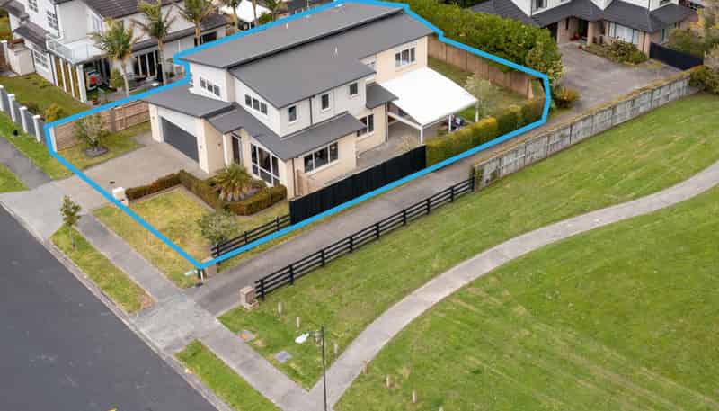42 Laurel Oak Drive, Albany
