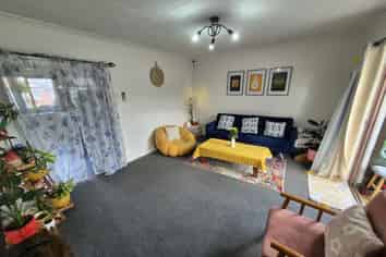 2/74A Randolph Street, Woolston