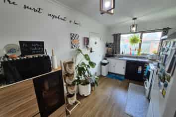 2/74A Randolph Street, Woolston