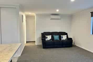 A/18 Coronet Place, Avondale