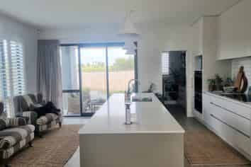 21 Cadwil Drive, Beachlands