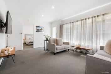 3/5 Roberts Avenue, Bayswater