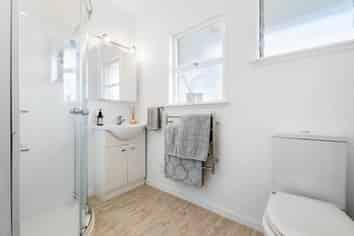 3/5 Roberts Avenue, Bayswater