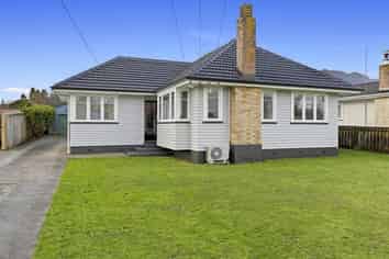 2 Clarke Avenue, Te Aroha