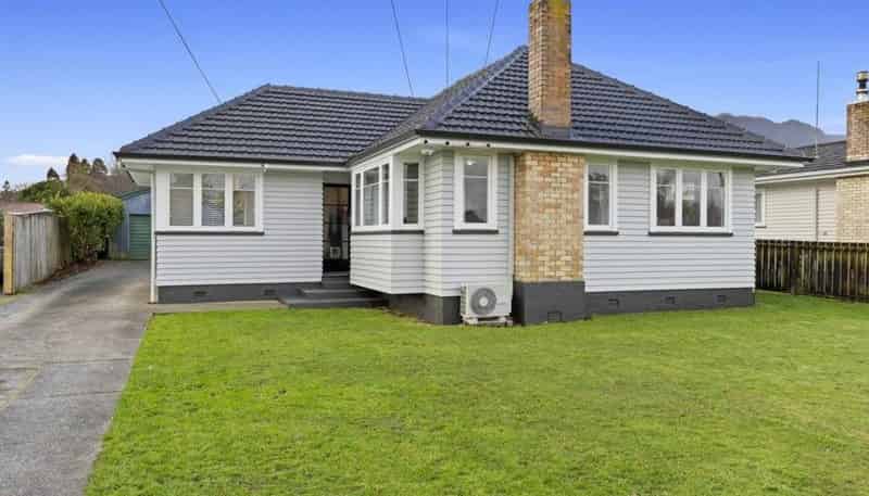 2 Clarke Avenue, Te Aroha