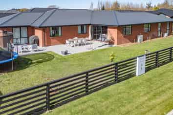 22 Minerva Crescent, Woodend