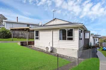 9 Glenbervie Crescent, Massey