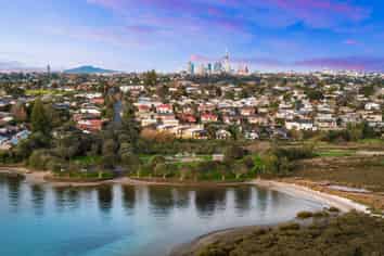 1 to 15/98 & 100 Walker Road, Point Chevalier