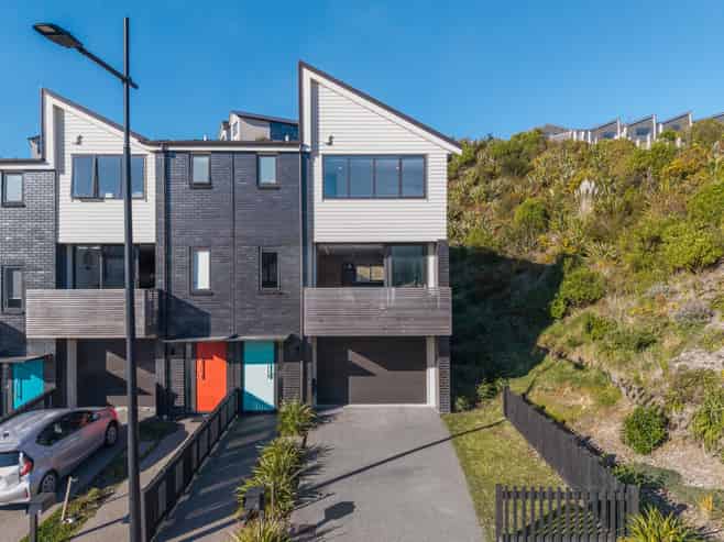 27 Holystone Road, Whitby
