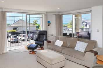 2/42 Marriner Street, Sumner