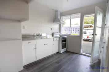 2/151a Yaldhurst Rd, Upper Riccarton