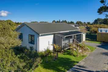 11 Butlers Road, Hokitika