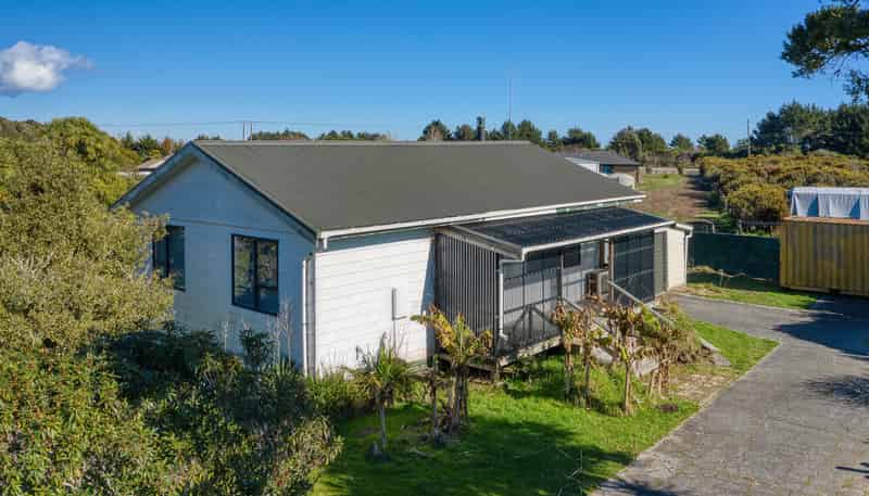 11 Butlers Road, Hokitika