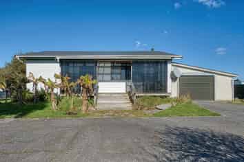 11 Butlers Road, Hokitika