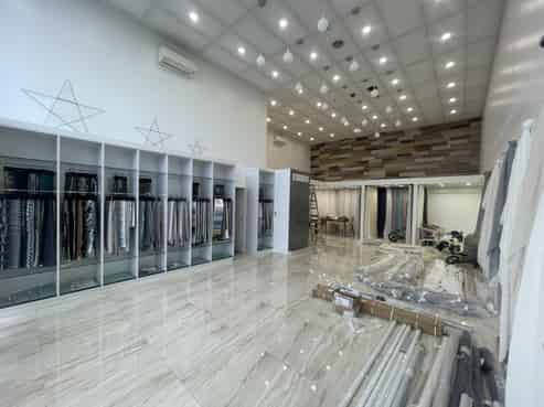 Industrial/retail opportunity in Albany