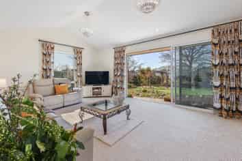 72 Oakgrove Drive, Rangiora