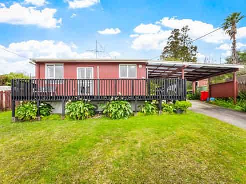 4 Beverley Road, Stanmore Bay