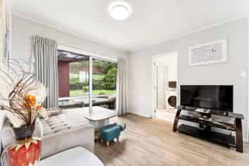 4 Beverley Road, Stanmore Bay