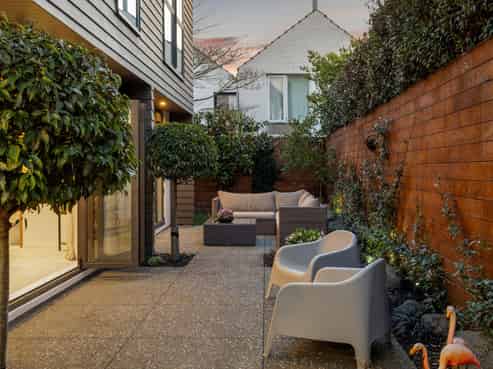 9 Rugby Street, Merivale