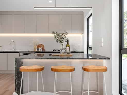 2/1082 River Road, Queenwood