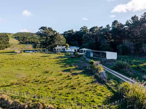 803 Range Road, Pongaroa