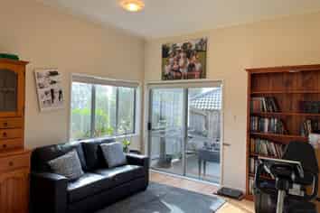 7 Springtide Place, Red Beach