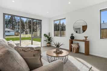 24 Memorial Crescent, Methven