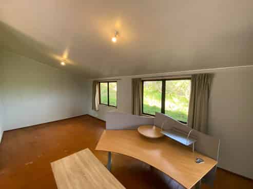 5 Aquavue Way, Bellevue