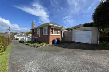 11a Belmont Tce, Milford
