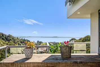 10 Cadiz Lane, Mount Pleasant